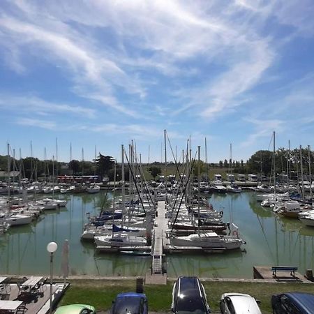 Mortagne-sur-Gironde La Maison Du Port מראה חיצוני תמונה