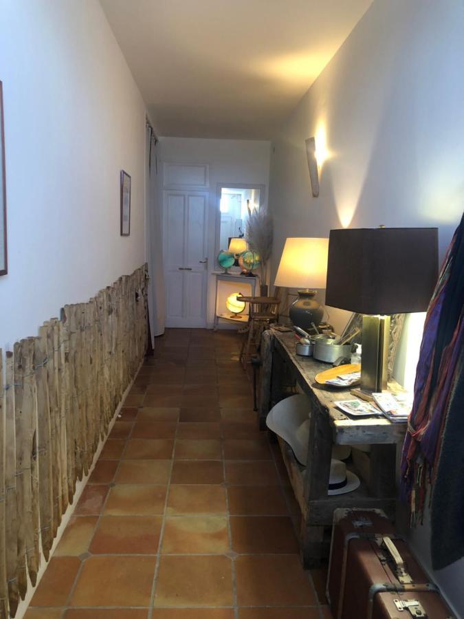 Mortagne-sur-Gironde La Maison Du Port מראה חיצוני תמונה
